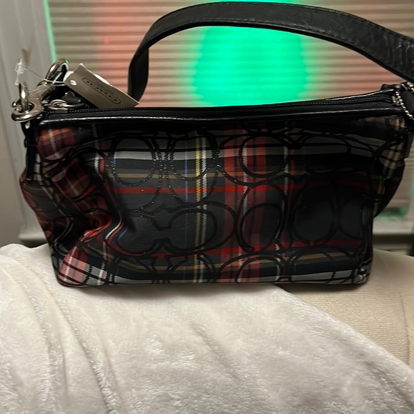 Coach Poppy Tartan Plaid Baguette. - Picture 1 of 3